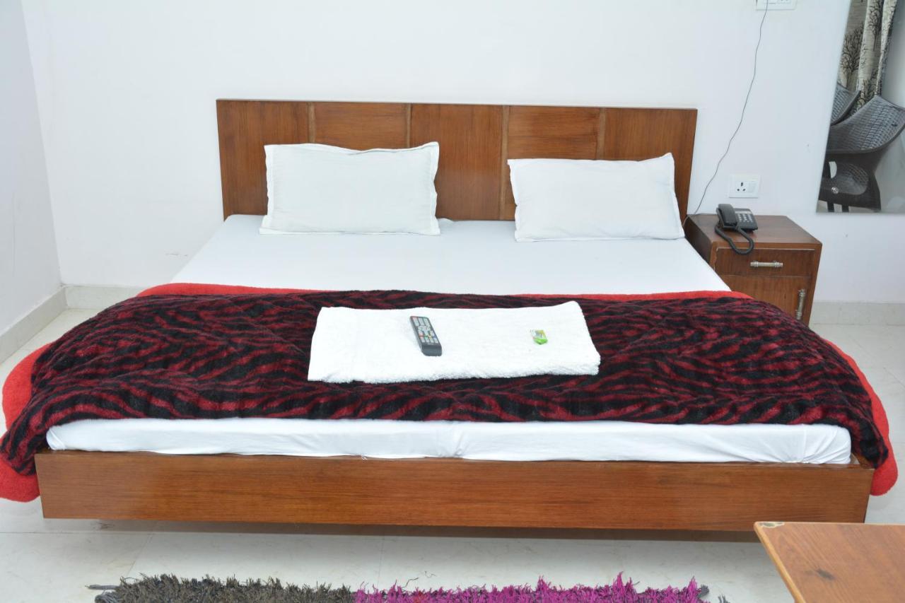 The Rock Heaven Resort Lansdowne Kültér fotó